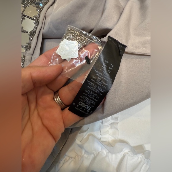 ASOS Design Silver Bead and Mirror Sequin Cocktail Dress Size 12 GORGEOUS - Picture 7 of 13